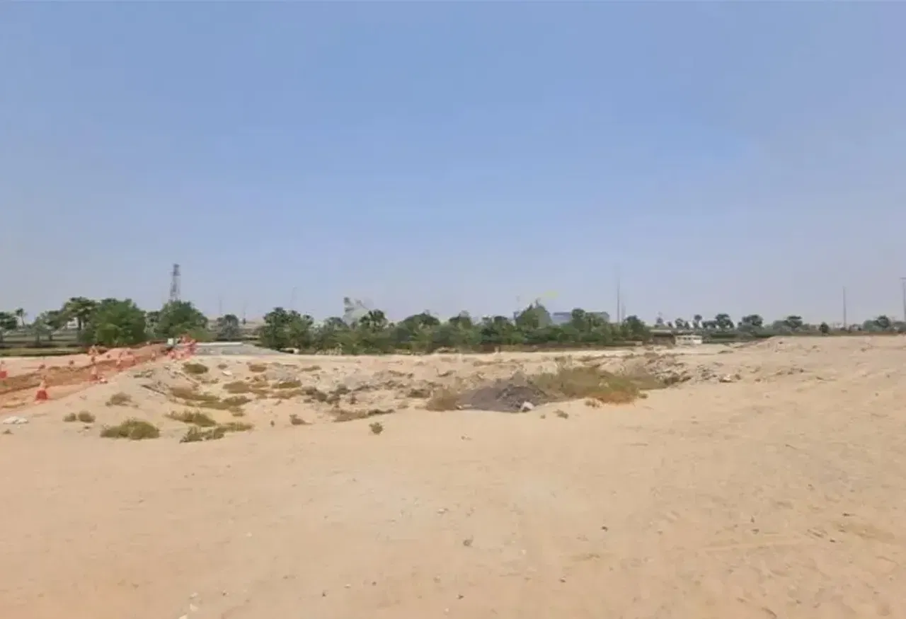 G+2 Freehold Жилой участок на продажу в Мирдифе, Дубай галерея 3