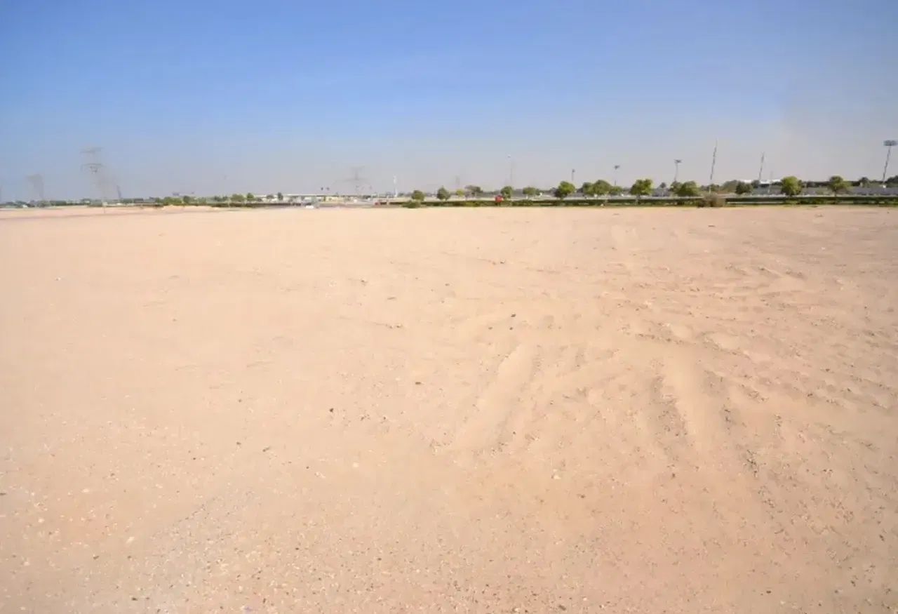 G+2 Freehold Жилой участок на продажу в Мирдифе, Дубай галерея 2