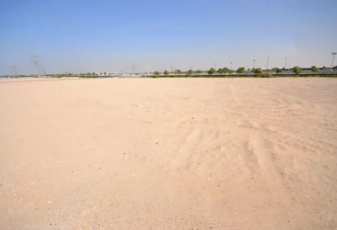 أرض سكنية للبيع في مردف، دبي، مكونة من طابقين وأرضي و2 معرض 2