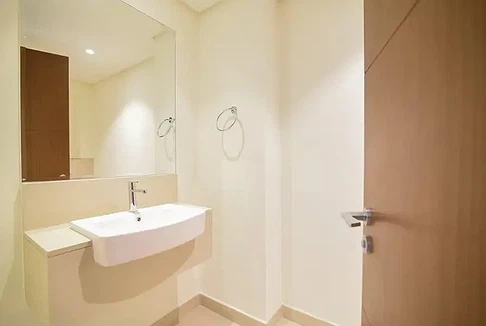 Ready-To-Move-In 1-Bedroom Apartment for Rent in Dubai Creek Residence Tower 2 North gallery 5