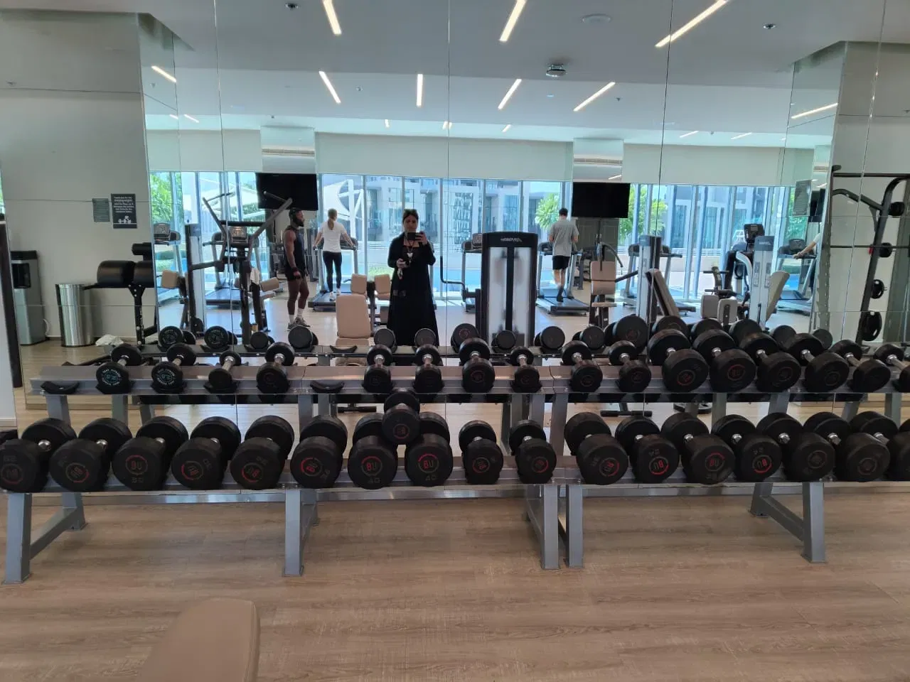 شقة مفروشة للإيجار في طابق مرتفع مكونة من غرفة نوم واحدة في هاربور فيوز، ميناء خور دبي معرض 12