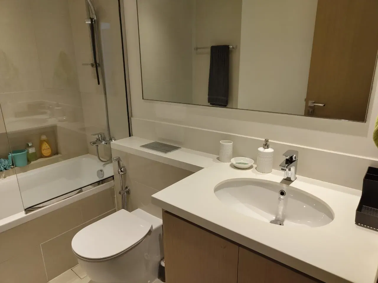 شقة مفروشة للإيجار في طابق مرتفع مكونة من غرفة نوم واحدة في هاربور فيوز، ميناء خور دبي معرض 15