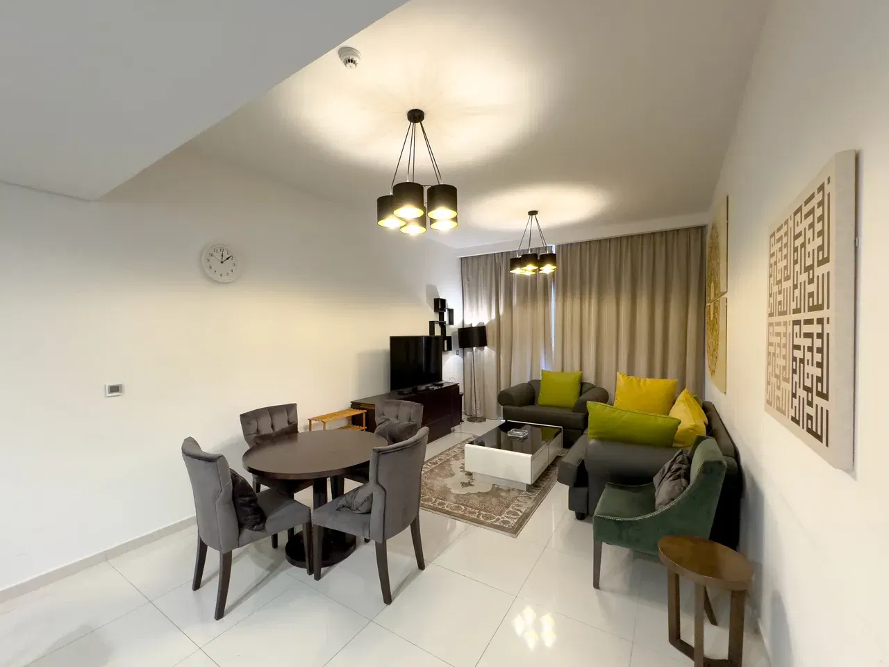 Меблированная 2-комнатная квартира на верхнем этаже на продажу в Галии, район JVC 18 галерея 10