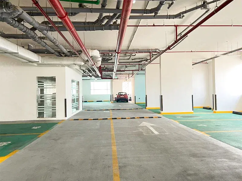 شقة استوديو جيدة الصيانة للإيجار في لو بيستروت، ورسان 4، المدينة العالمية معرض 3