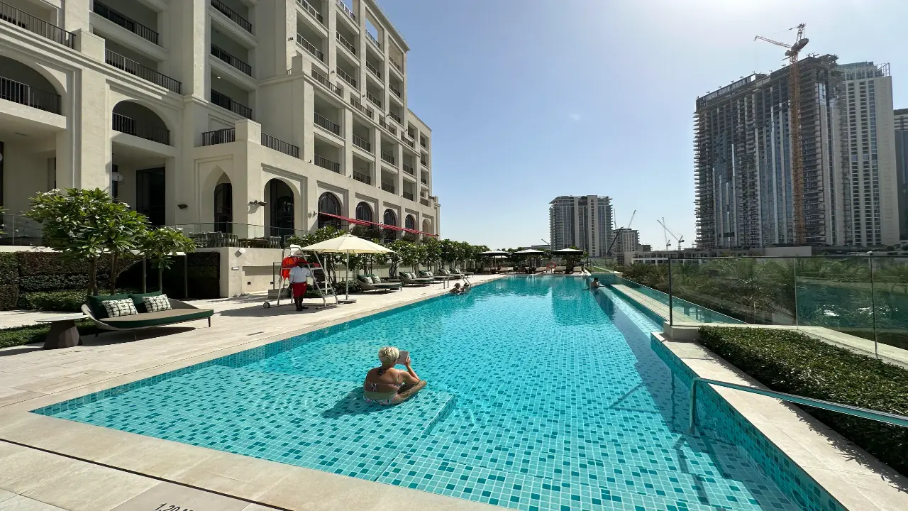 Свободная квартира с 1 спальней на верхнем этаже в аренду в комплексе Vida Residences в Creek Beach галерея 1