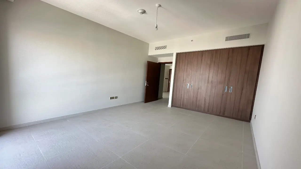 Свободная квартира с 1 спальней на верхнем этаже в аренду в комплексе Vida Residences в Creek Beach галерея 11