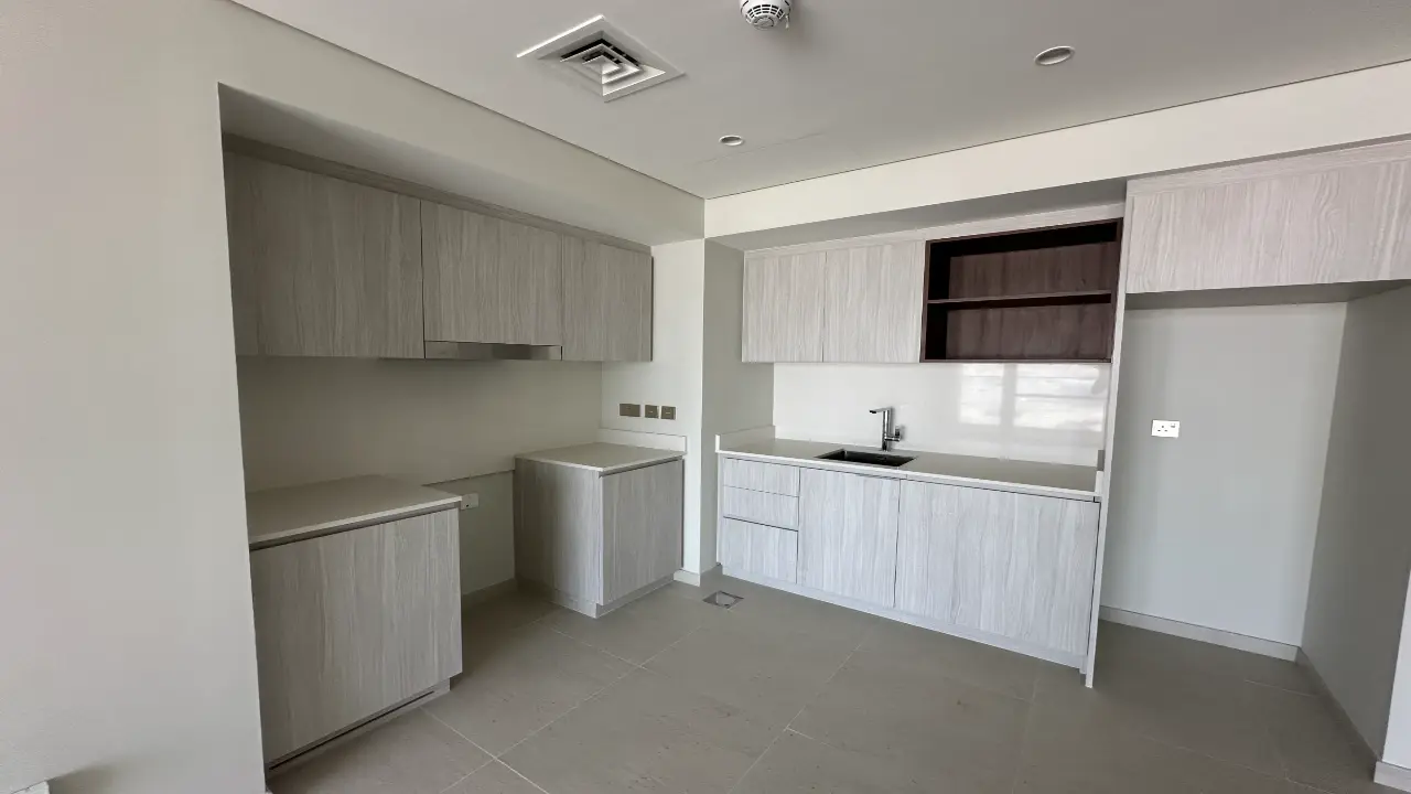 Свободная квартира с 1 спальней на верхнем этаже в аренду в комплексе Vida Residences в Creek Beach галерея 9