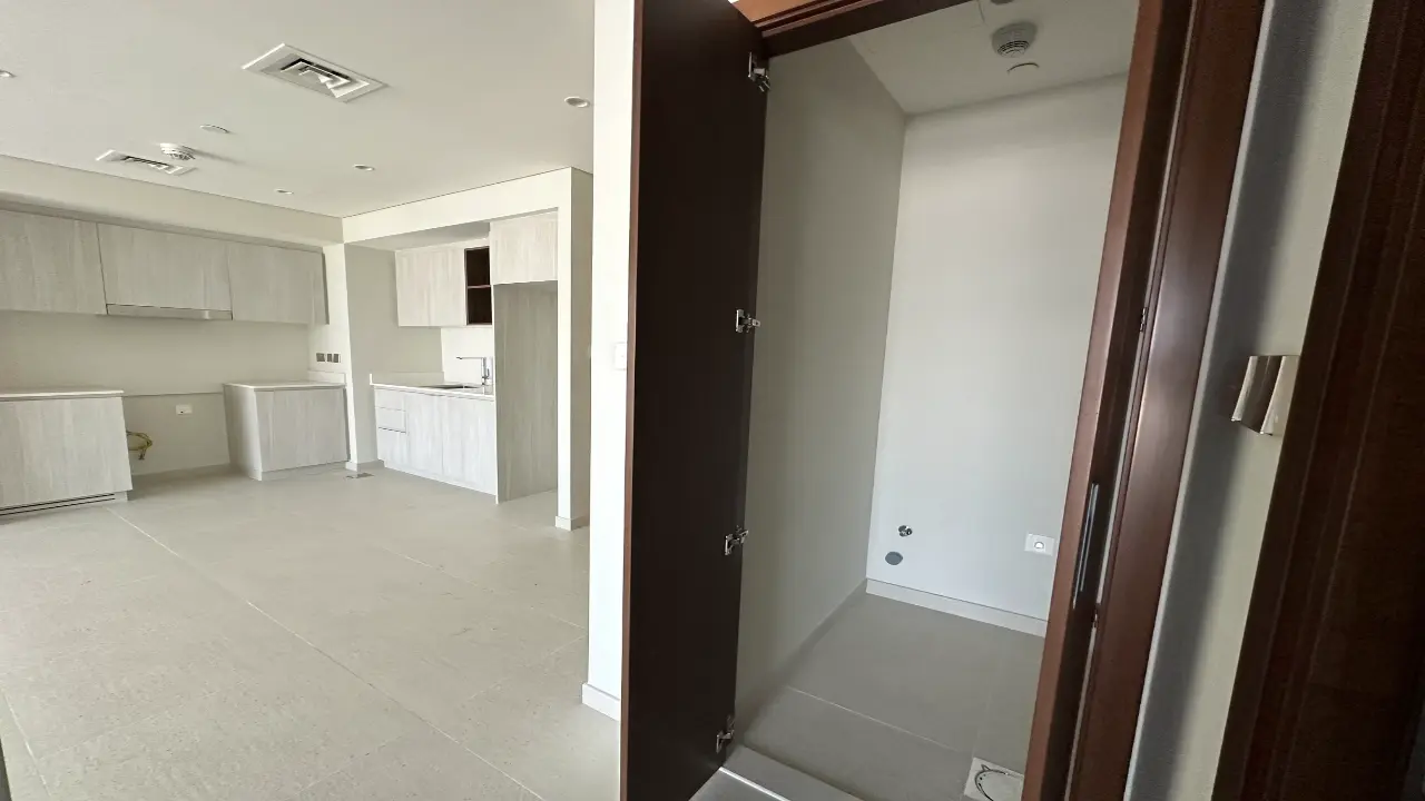 Свободная квартира с 1 спальней на верхнем этаже в аренду в комплексе Vida Residences в Creek Beach галерея 8