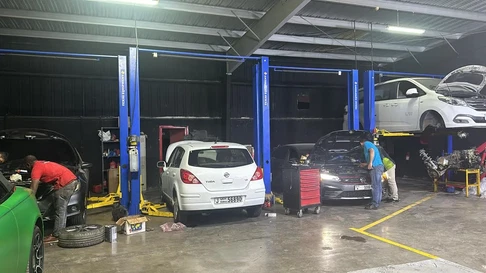 Склад для гаража в аренду в промышленной зоне Al Quoz 2, Дубай галерея 3