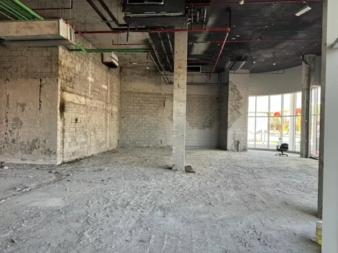 Vacant Shop for Rent in Motor City With Terrace Space gallery 3