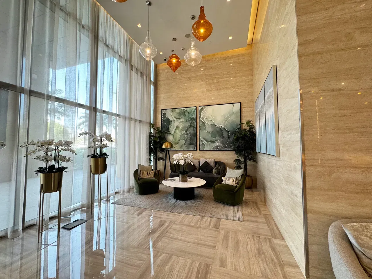 Меблированная 2-комнатная квартира на верхнем этаже на продажу в Галии, район JVC 18 галерея 18