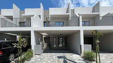 Townhouse for Sale in MBR City